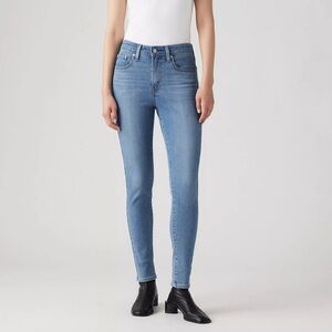 Levi’s 721 Light Blue Denim High Rise Skinny Jeans